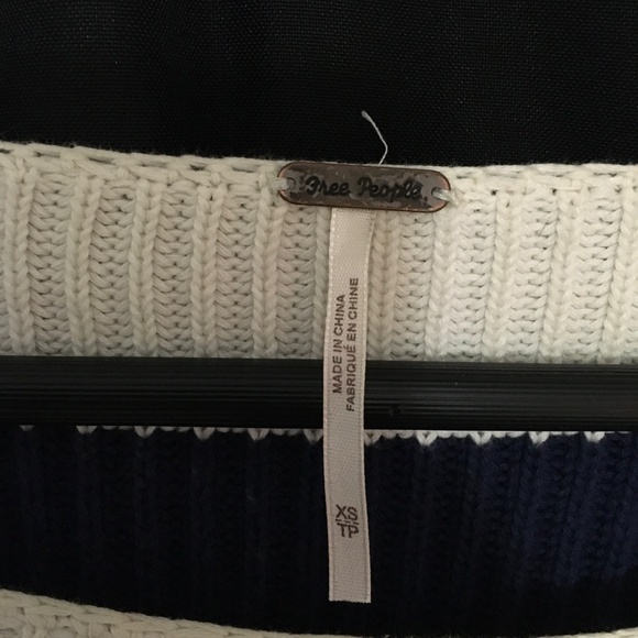 Free People cropped sweater |  off the shoulder sweater - Picture 2 of 4